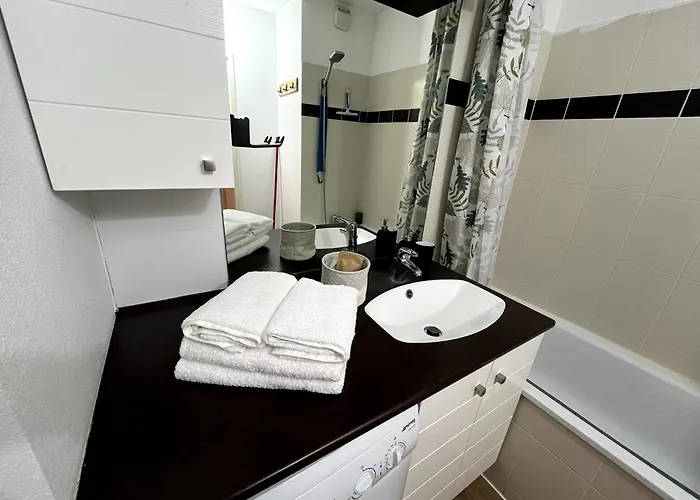 Le Felicita- T2 - Parking - Piscine Apartament *