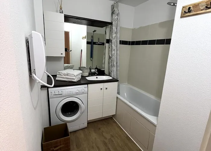 Le Felicita- T2 - Parking - Piscine *